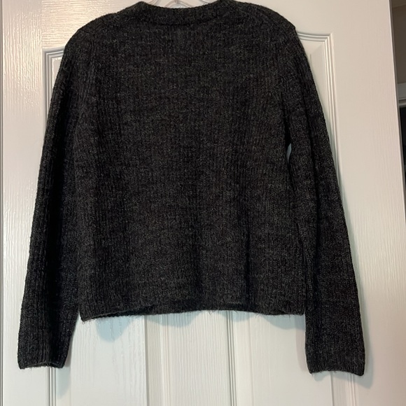 Banana Republic XS pullover sweater. - Picture 2 of 6